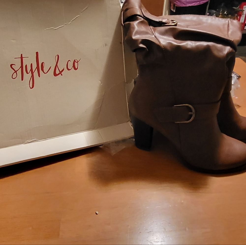 Womens boots